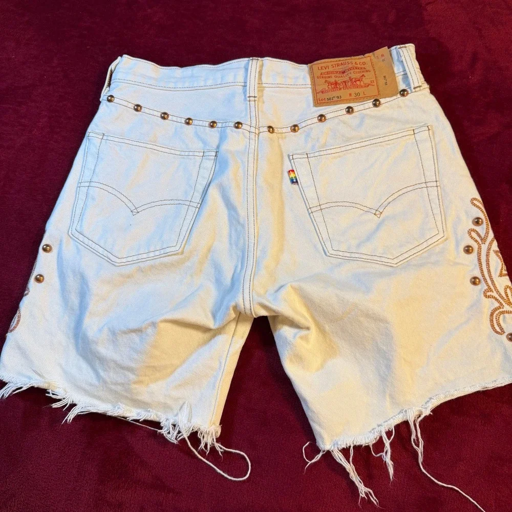 Levis‎ Premium 501 93 Cut Off Denim Shorts PRIDE Studded Embroidered Mens 30